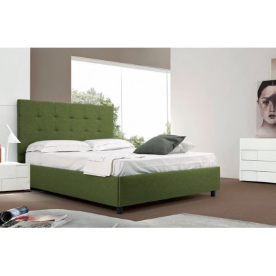 Nicole matrimoniale.